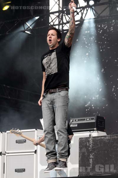 SIMPLE PLAN - 2011-08-28 - SAINT CLOUD - Domaine National - Grande Scene - 